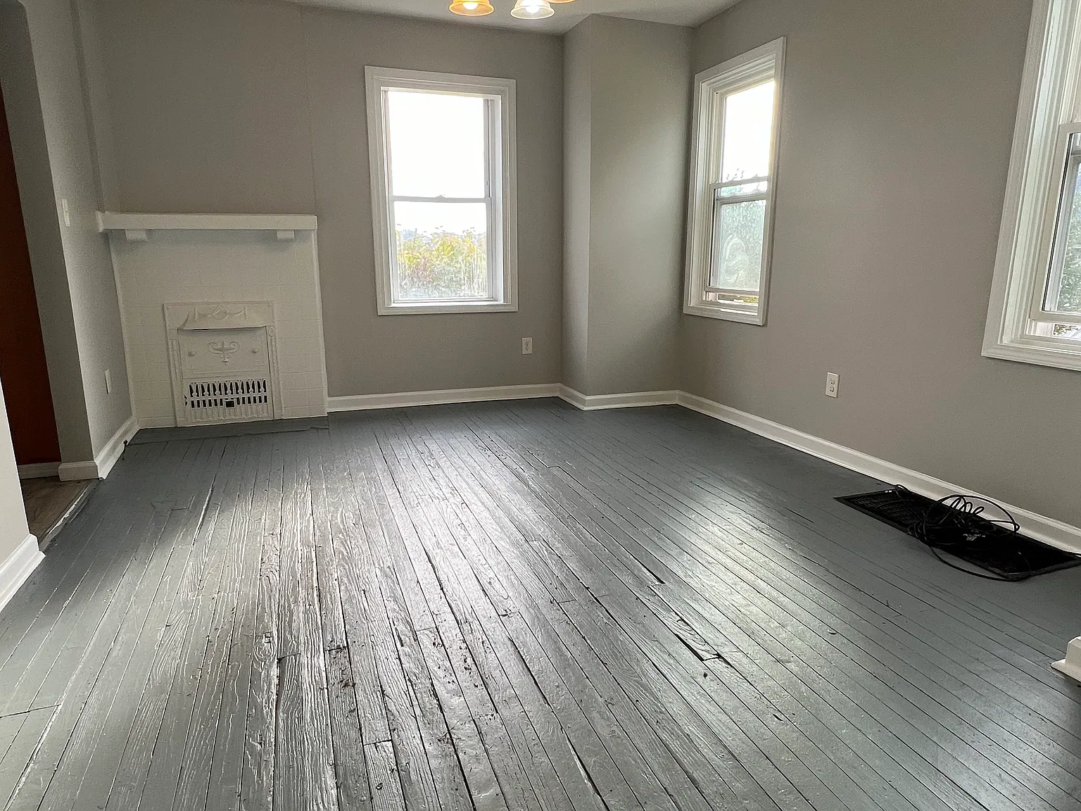 4 bed, 1376 sqft, $1,850 — Photo 3