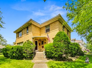 6900 N Oriole Ave, Chicago, IL 60631