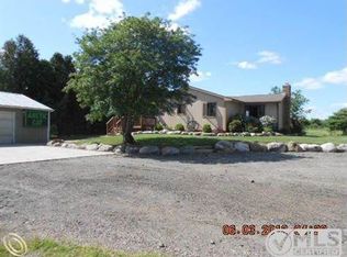 12047 Hill Rd, Goodrich, MI 48438