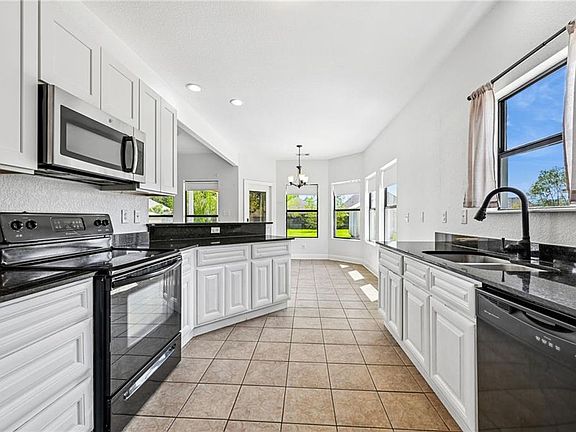 4th image of 16500 Planche Rd