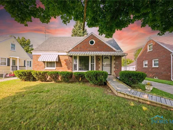 2272 Westmonte Rd, Toledo, OH 43607