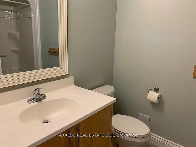 58 Spadara Dr — Photo 13