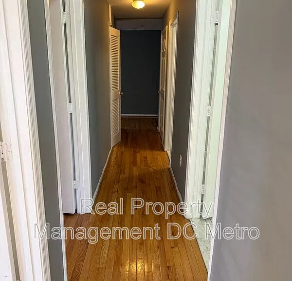 1441 Spring Rd NW #202 — Photo 8