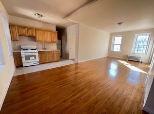 36-22 Parsons Blvd #3E, Flushing, NY 11354