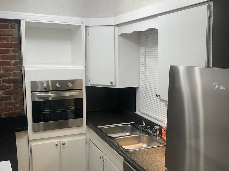 916 Arlington Ave — Photo 11