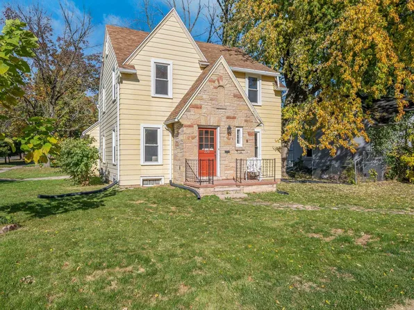 220 Klein St, Kaukauna, WI 54130