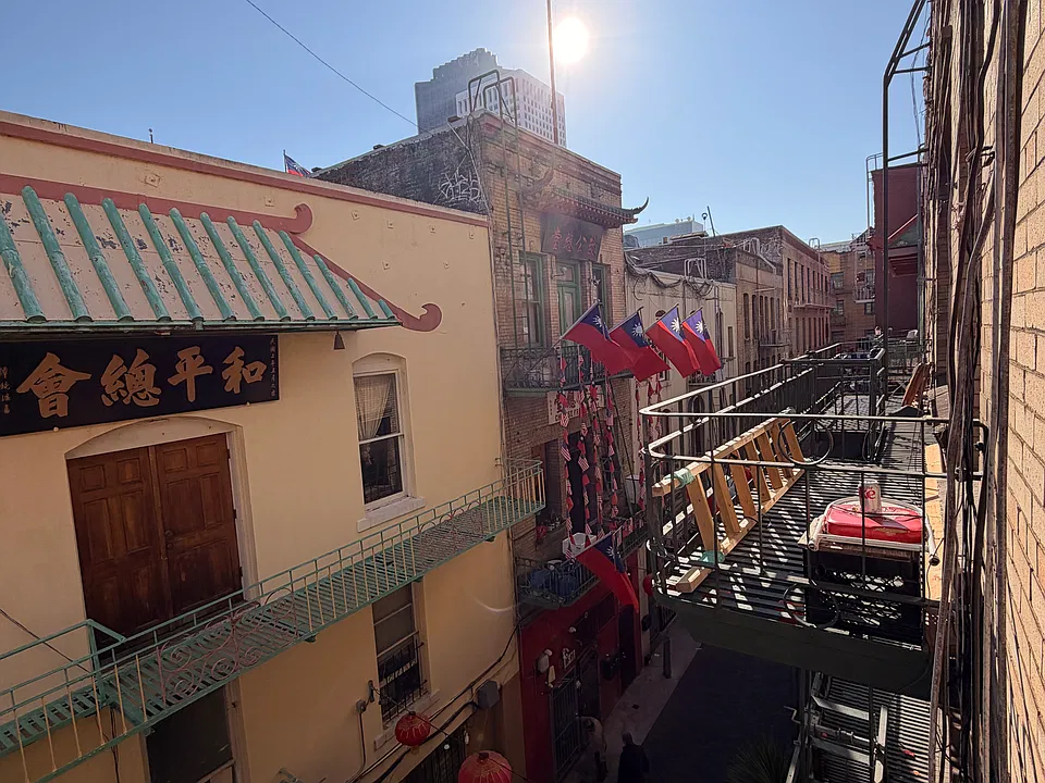 39-49 Spofford St