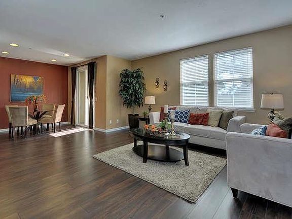 3rd image of 2565 Heron Ct