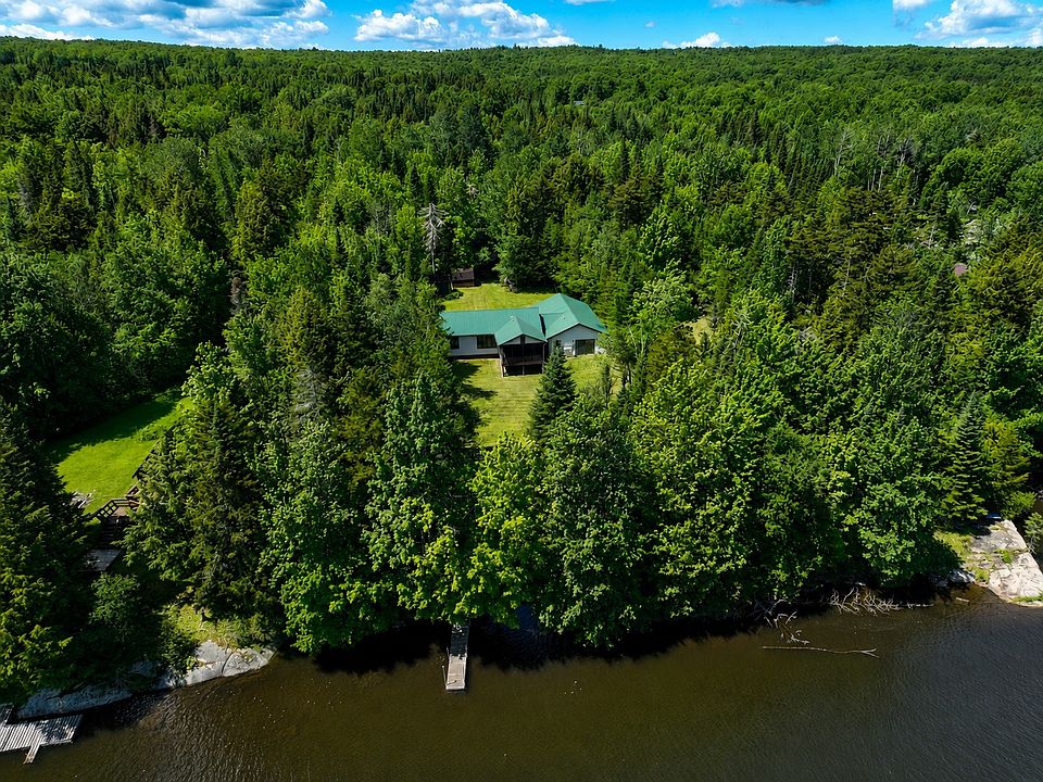 1st image of 720 Lake Rd