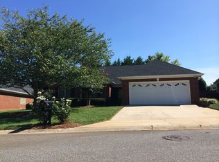 2206 Water Oak Ln, Gastonia, NC 28056