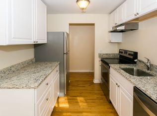 1923 Willow Rd #10553568, Winnetka, IL 60093