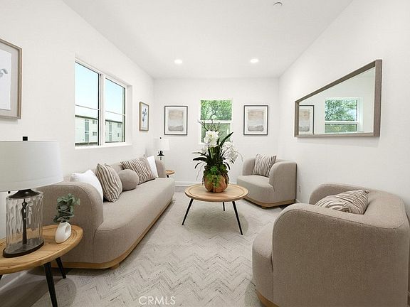 5th image of 1371 Point Loma Pl