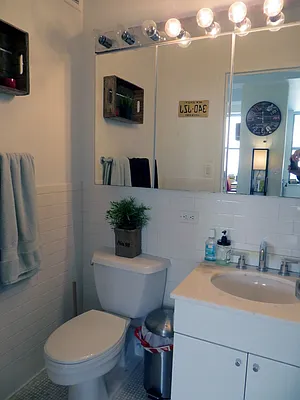 Rented by Keller Williams NYC | media 17