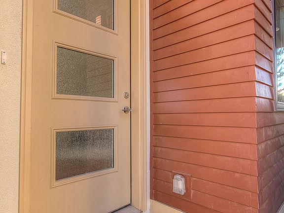 3rd image of 2347 Champa St