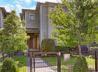 926 Nicholson St, Houston, TX 77008