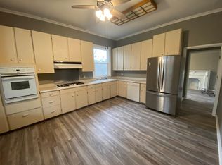 1940 Catherine St, Dubuque, IA 52001