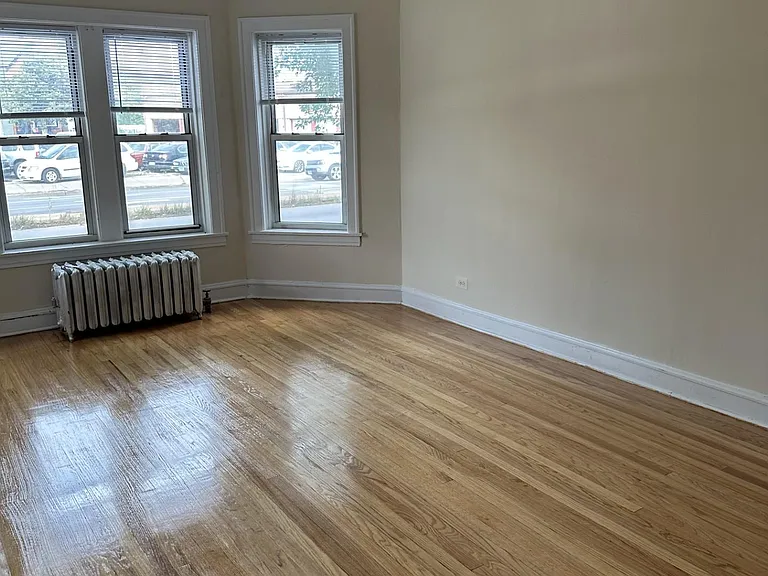 5982 N Ridge Ave #1 — Photo 5