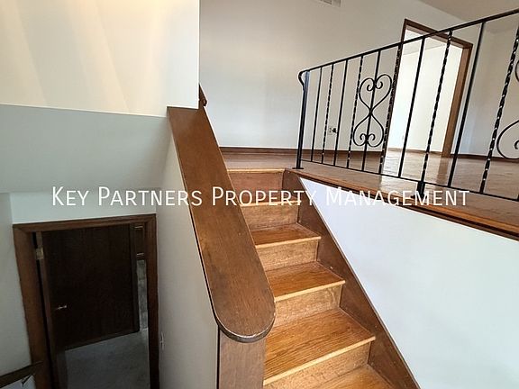 2nd image of 6012 Halsey St