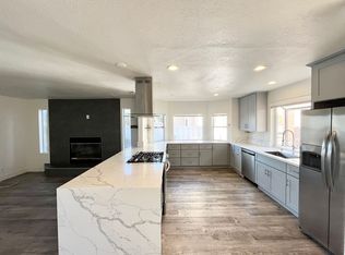 8707 Vista Del Oro Way, Spring Valley, CA 91977