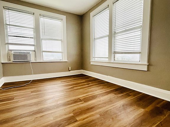 4th image of 311 S Grandview Ave #10G