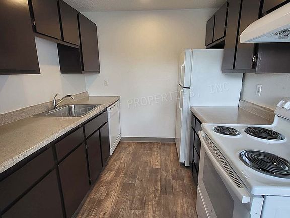 5th image of 4440-4450 SE 26th Ave