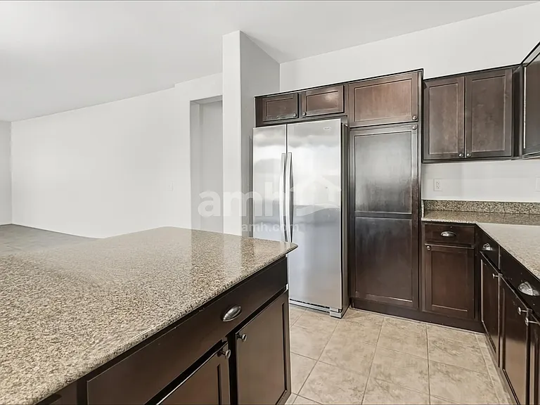 3453 N Almar — Photo 4