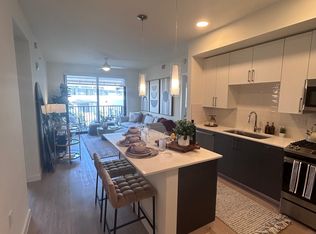 2565 NE 190th St #B2, Miami, FL 33180