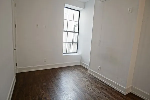 Rented by Lofts and Flats LLC | media 22