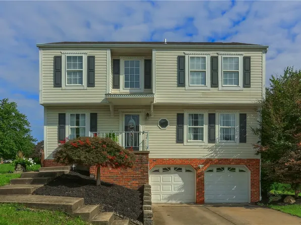 2017 S Trillium Dr, Aliquippa, PA 15001