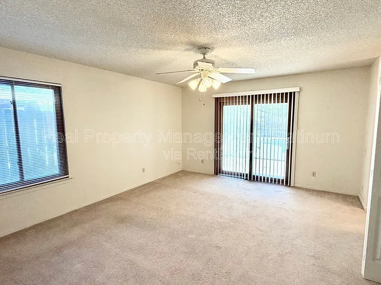 3305 E Palo Alto Ave — Photo 8