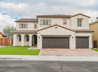 6812 Desert Island St, Las Vegas, NV 89149