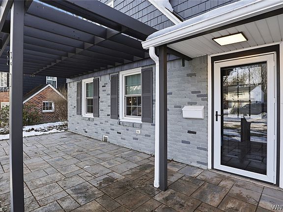 5th image of 51 Meadowbrook Rd