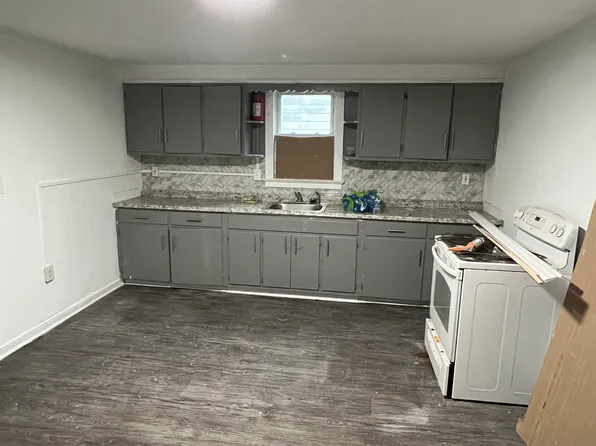 60 W Pitman St, Penns Grove, NJ 08069