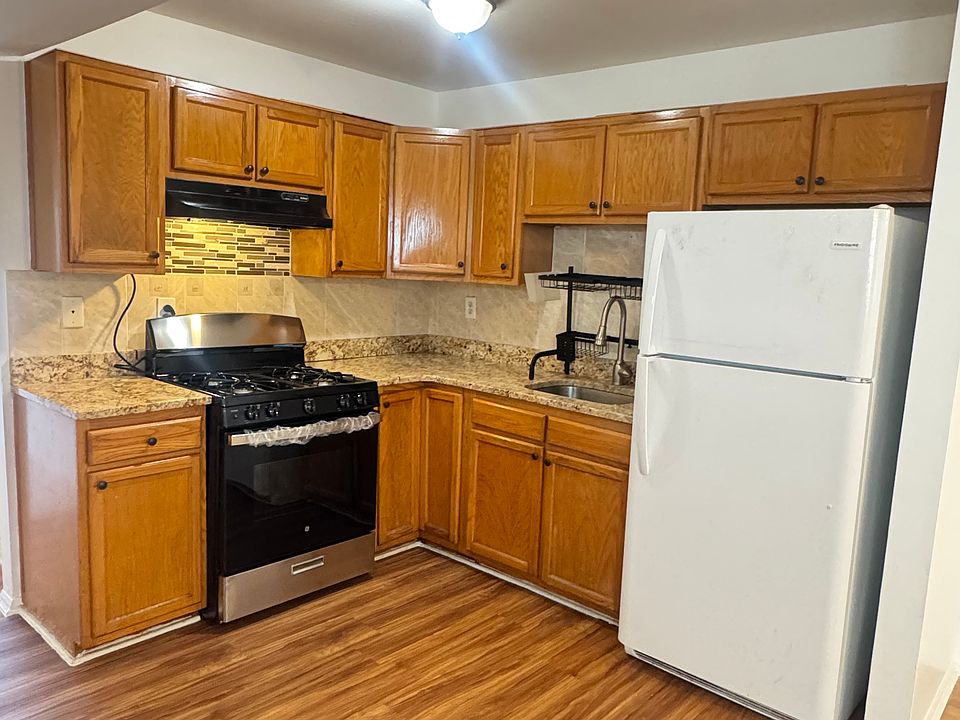36 Erika Loop, Staten Island, NY 10312 | Zillow