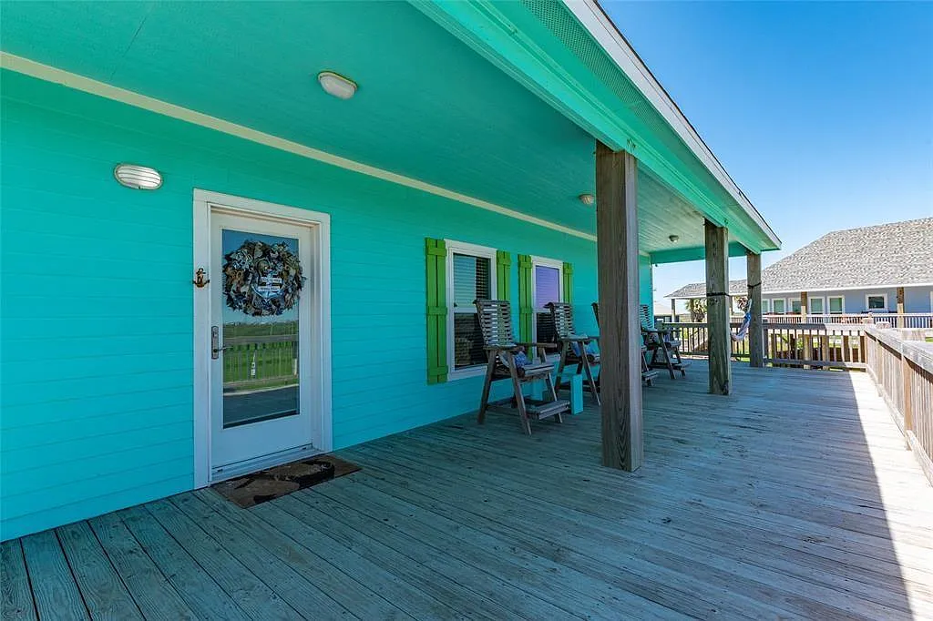 3 bed, 2.0 bath, 1600 sqft, $3,000 — Photo 3