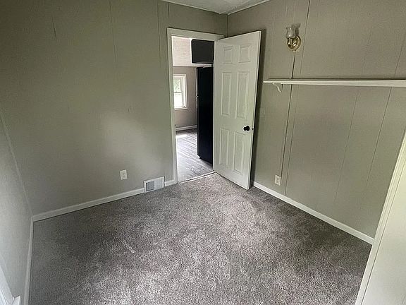 5th image of 1011 E Hazel St APT 2