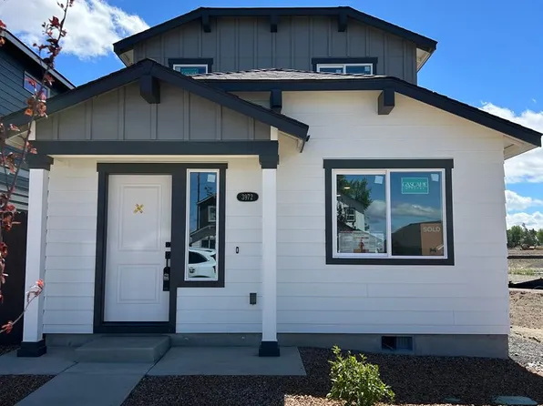 3972 SW Obsidian Ave, Redmond, OR 97756
