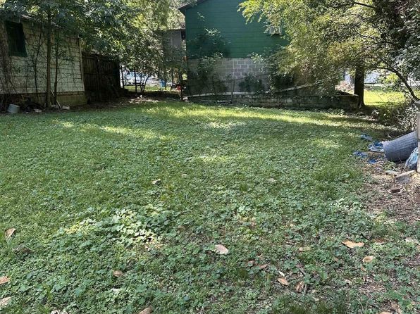 119 Price St, Graysville, AL 35073