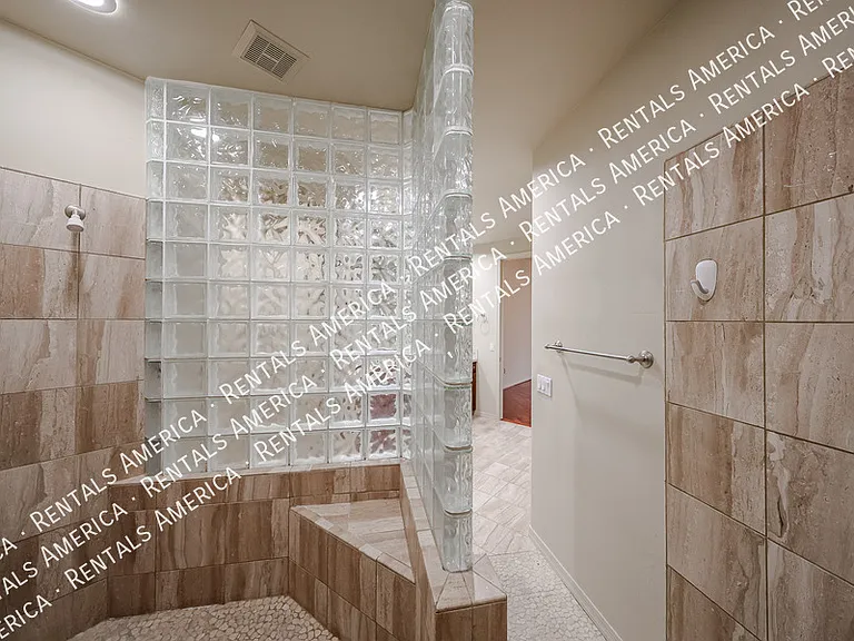 7402 E Hum Rd #16 — Photo 43