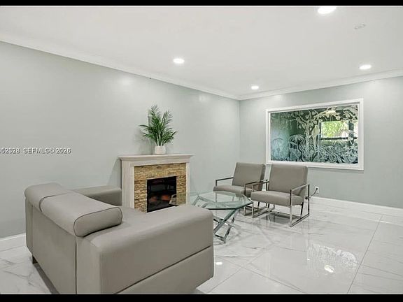 5th image of 3311 Mallard Close #51