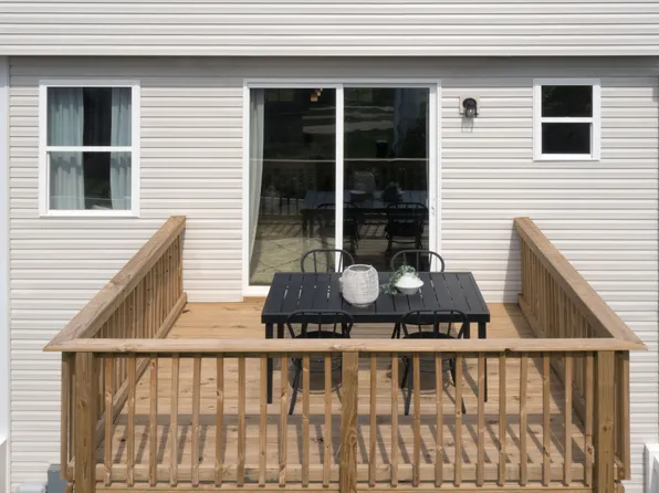 1244 Keydet Dr, Charlotte, NC 28216