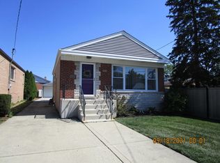 3931 Custer Ave, Lyons, IL 60534