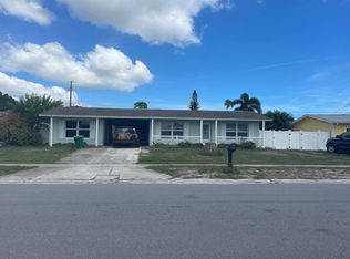 2356 Lakeview Dr, Melbourne, FL 32935