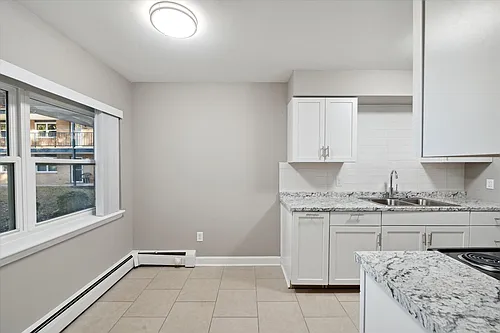 Floor plan 204