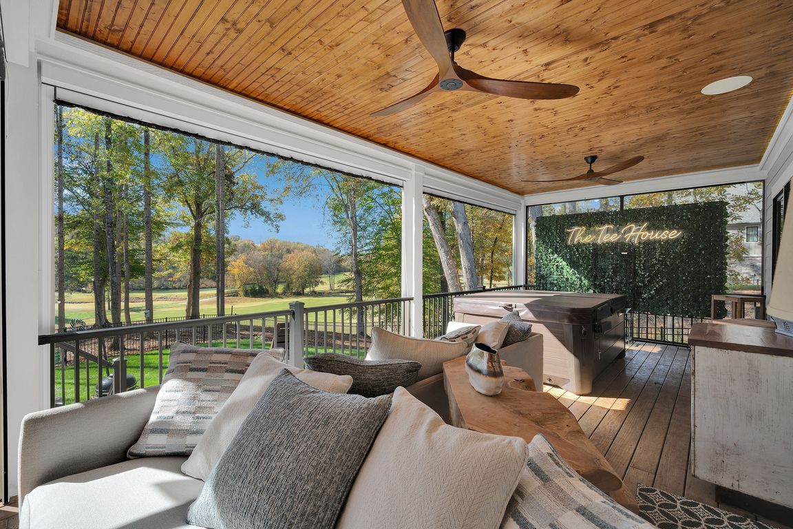 next background image