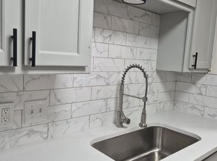 305 Spring Branch Ln, Kennedale, TX 76060