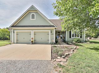 17505 E 296th St, Harrisonville, MO 64701