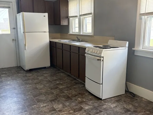 1539 - 1541 Bertch Ave, 1539 & 1541 Bertch Ave, Waterloo, IA 50702