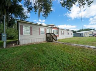 914 E Knights Griffin Rd, Plant City, FL 33565