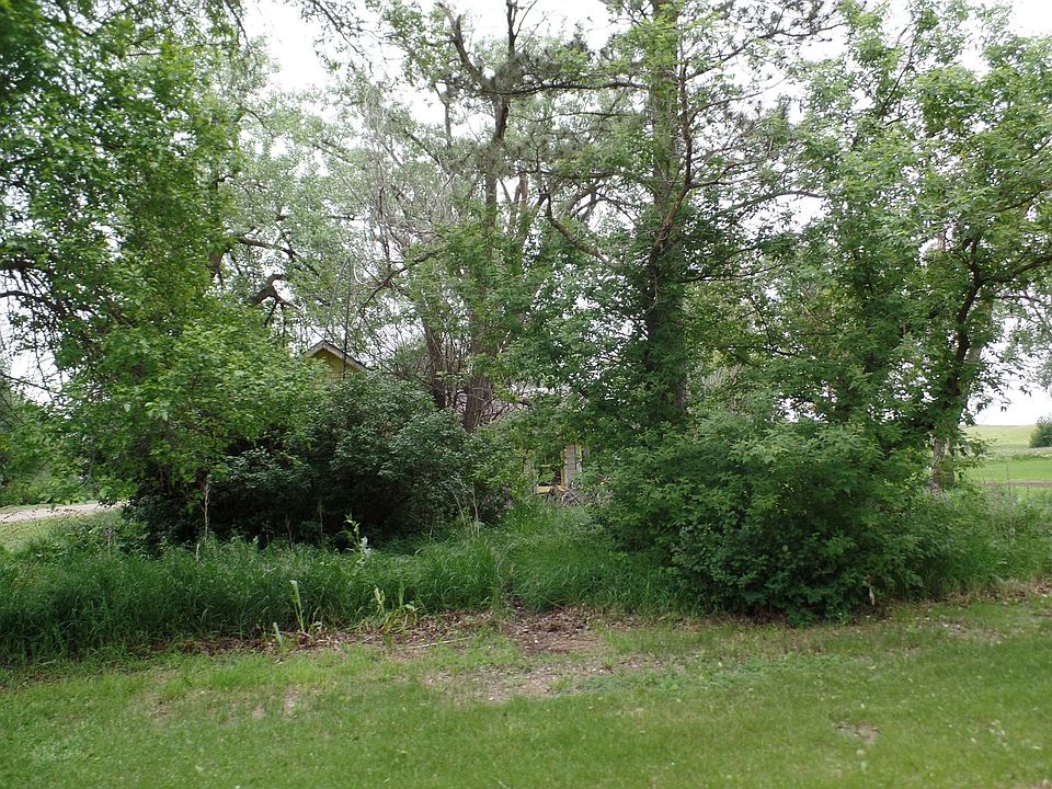 1st image of 609 Beaver St